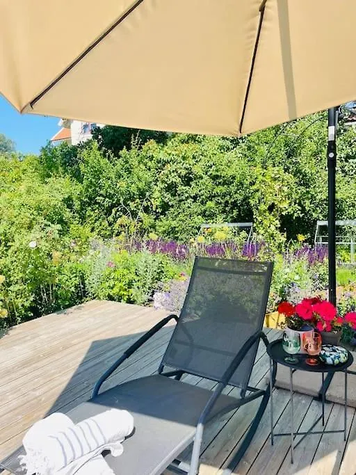 Holiday home 50 M2 Private House Near City, Pool Garden Sauna! Villa Stockholm